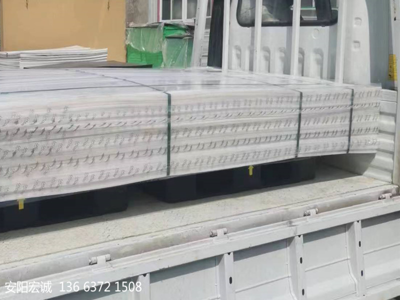 安陽宏誠:超高分子量聚乙烯板的多功能使用